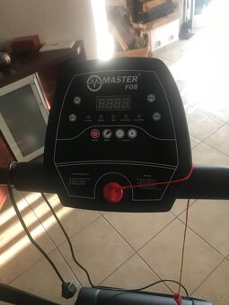 Běžecký pás,Master - 4