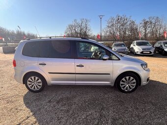 Volkswagen Touran, 1.6TDi 77kWWEBASTOVÝHŘEV SED - 4
