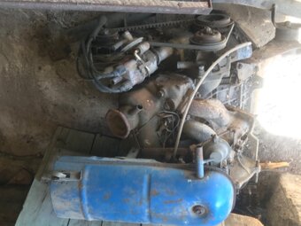 motor škoda 105 - 4