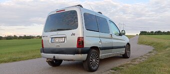 Peugeot Partner 2.0 HDI tažné střešní nosič - 4