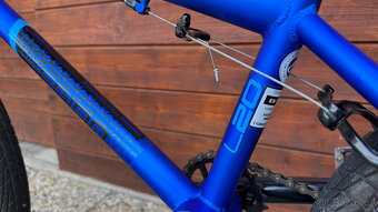 BMX Mongoose Legion L20 - 4