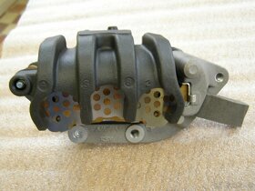 Brzdový strmeň Honda SH 300(125,150) - 4
