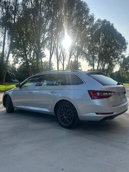 Skoda SUPERB 3 combi 2 TDi 110 kW Dsg - 4