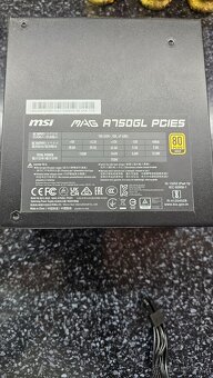 MSI zdroj 750W - 4