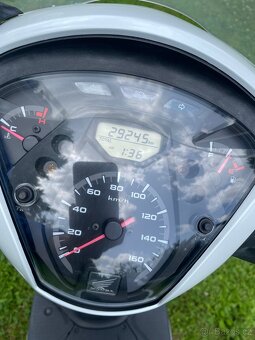 Honda SH 125i - 4