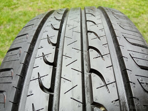 Zánovní letní pneumatiky Goodyear 215/60/17 99,99% - 4