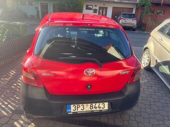 Toyota YARIS,PERFEKTNÍ STAV, 1MAJITEL,Benz,1.3,NOVA STK7/27 - 4
