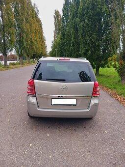Opel Zafira 1.6i - 4