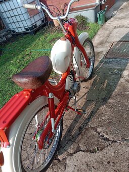 Prodám Moped stadion s 22 - 4