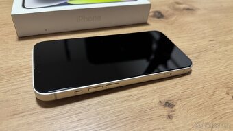 Apple iPhone 14 128GB, příslušenství, 7500Kč - 4
