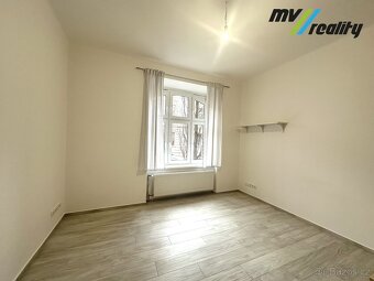 Jičín - Pronájem bytu 1+1, 50 m2 s velkou terasou - 4
