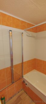 Vana, zástěna, umyvadlo - 4
