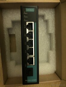 Switch MOXA EDS-G205-1GTXSFP - 4