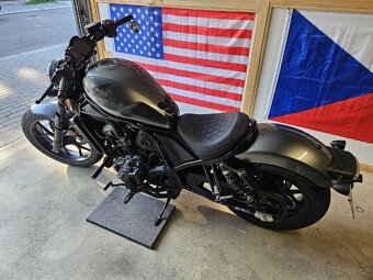 Honda rebel 1100 - 4