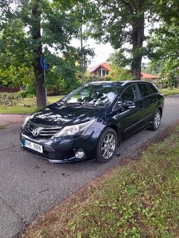 Toyota avensis 2.0 D4D 167000km - 4