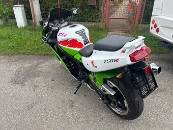 Kawasaki ZXR 750 L 1994 po renovaci - 4