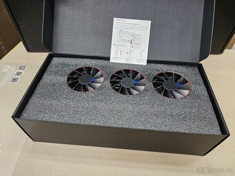 XFX Quicksilver AMD Radeon RX 9070 XT Magnetic Air 16G - 4