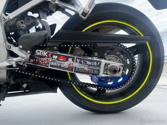 Suzuki gsx-r 600 K1 - 4