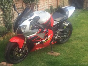 Honda RVT 1000R (RC51) r.v. 2003 - 4