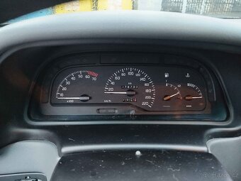 Renault Laguna 1996 - 4