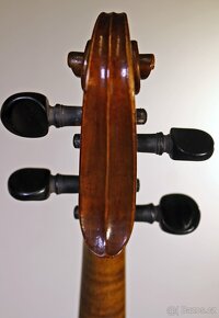 Nádherné housle z 19-ho století opravené F. Herclíkem 1910 - 4