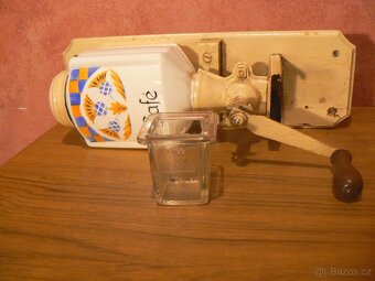 mlýnek na kávu - 4