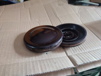 Bakelitové víčka nádrže - 4