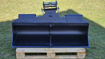 Hydraulická svahovací lžíce HÄNER 3,8 - 6,5 t - 4