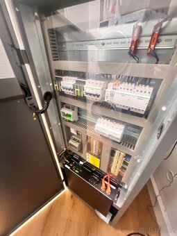 Baterry box ČEZ s 21,9 kWh baterkami - 4