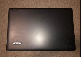 Notebook Acer + chladící podložka - 4