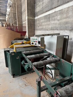 Hydraulická zkracovací pila TOS PWG - 4