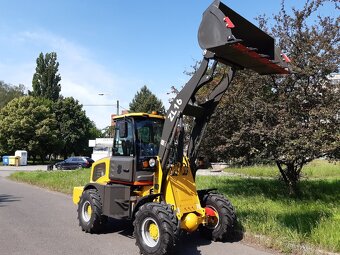 Čelní nakladač ZL16,ovládání joystik - 4