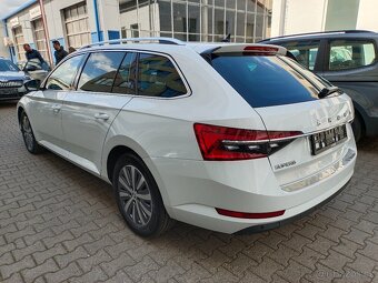 Škoda Superb 3 Combi Style 2.0TDI 110kW DSG Matrix Virtual - 4