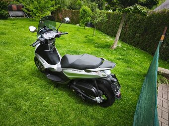 Piaggio Beverly 350 i.e. ABS/ASR Sport Touring (2016) po ser - 4