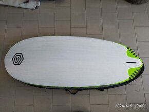 Prodám karbon windsurfingové prkno - 4