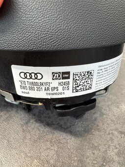 Volant Audi zkosený, A4, A5, včetně airbagu, perfektní stav - 4