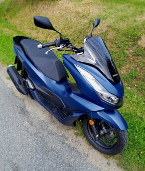 Honda PCX 125, rok 2024 ,ještě v záruce - 4
