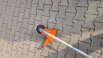 Profesionální křovinořez stihl fs460c - 4
