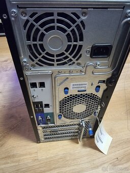 HP ProLiant ML310e Gen8 Intel Xeon E3-1220v3 / 10Gb Ram - 4
