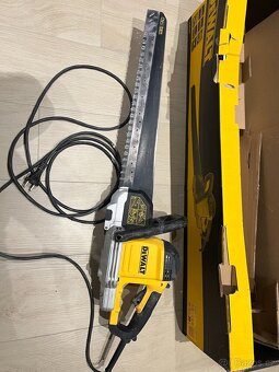 Pila na cihly Dewalt - 4