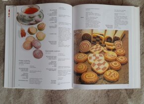 Krásná kniha - Pečení po celý rok. - 4
