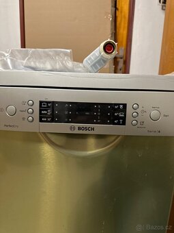 Myčka nádobí Bosch - 4