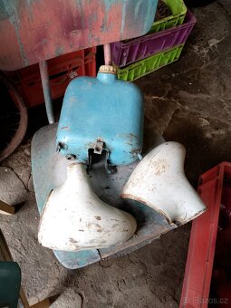 Díly pionýr 555 - 4