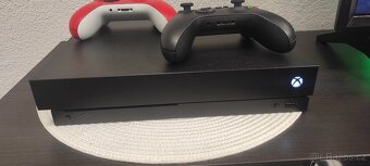 XBOX ONE X - 4