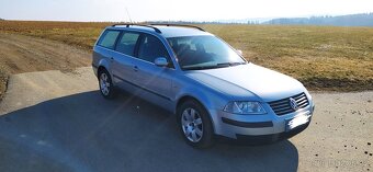 Volkswagen Passat - 4