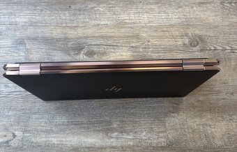 HP Spectre x360, 15,6 LED 4K Ultra HD (zánovní) - 4