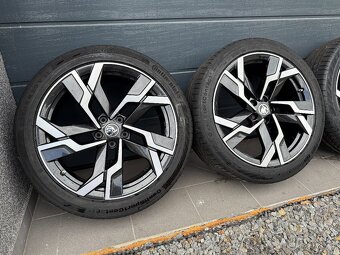Prodám original ALU Škoda s pneu R20 - Sagitarius - 4