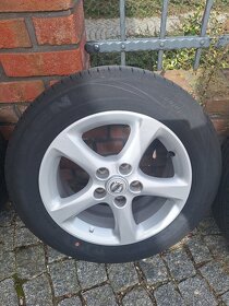 Nissan orig.Alu kola s letními pneu 205/60R16 - 4