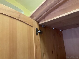 Prodám velkou ložnici materiál voskované borovice - 4