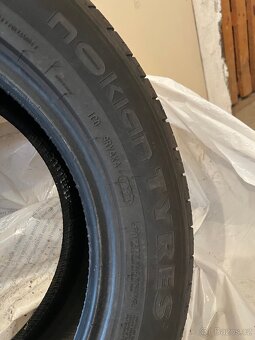 Pneu Nokian Wetproof 1 215/55 R16 93V - 4